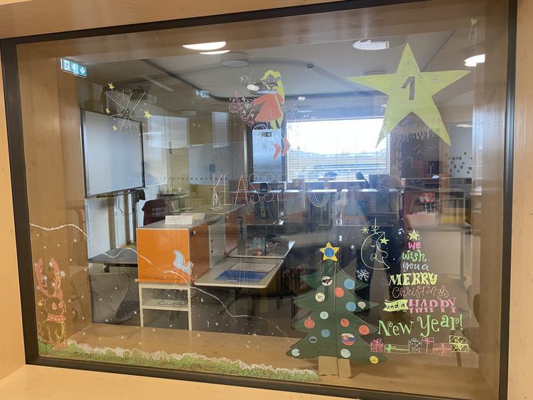 Die GMS als begehbarer Adventskalender